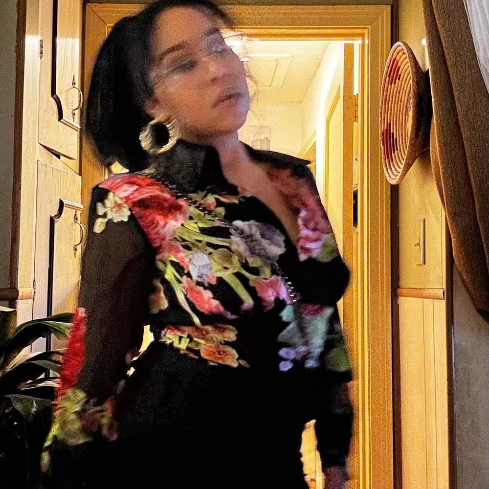 Vintage floral dressy top